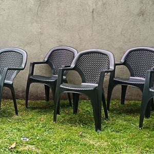 Seis Sillas de Jardín de PVC Oscuro con Apoyabrazos - imagen 2
