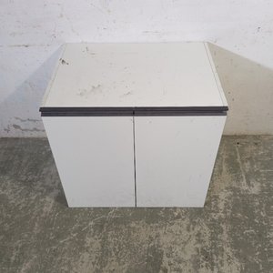 Mueble Bajo Blanco de 2 Puertas con Estante Interior - imagen 3
