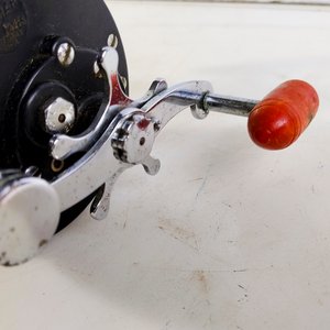 2 Reels de Pesca: Del Mar 285 y Quider 140 - imagen 3