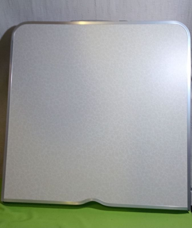 Mesa Plegable de Aluminio 1.20m x 60cm x 65cm