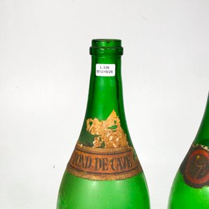 Dos Botellones Hialinos Verdes Vintage de 47 cm - imagen 3