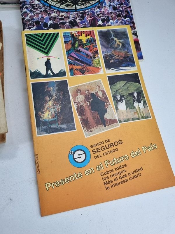 Colección de libros, revistas y accesorios en excelente condición - imagen 5