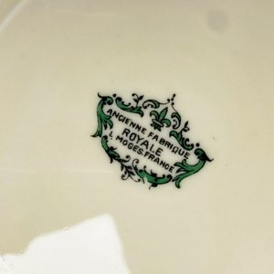 Seis platos hondos de porcelana Limoges decoración aves y flores, diámetros 23 cm - imagen 6