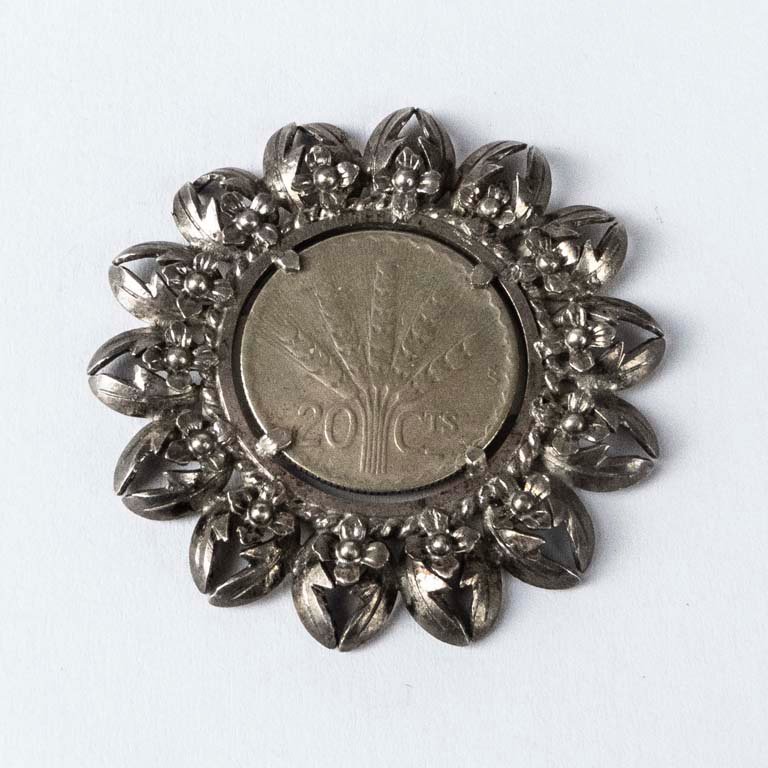 Lote anterior: Moneda de plata con anillo - Peso: 9,2gr
