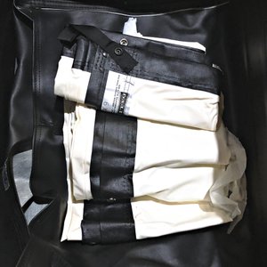 Pantalla de Video Portátil con Estuche Negro - imagen 2