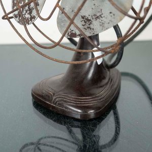 Ventilador Frigio Antiguo de Mesa - Alto 22 cm - imagen 2