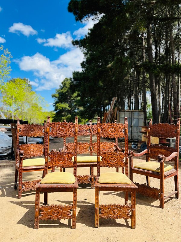 Juego de Living Estilo Colonial en Madera Tallada - imagen 1