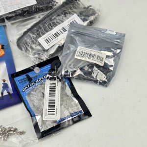 Lote de Accesorios de Pesca: Línea, Destorcedores y Más - imagen 5