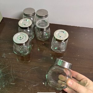 Set de 7 Frascos de Vidrio con Tapa Metálica para Condimentos - imagen 2