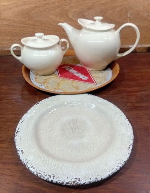 Tetera y Azucarero Lozur, Fuente Chapa Famosa y Plato