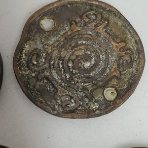 Lote de 4 Piezas Antiguas con Diseño Espiral - imagen 3