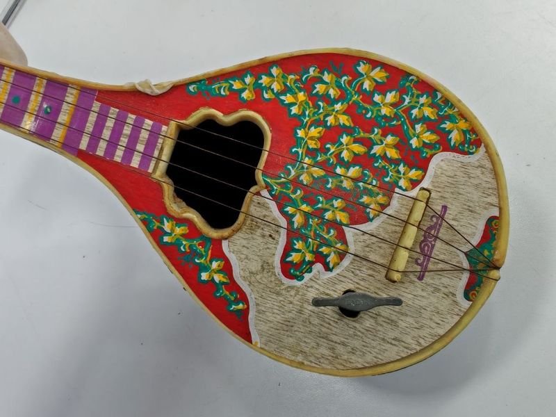 Instrumentos musicales y accesorios decorativos - imagen 11