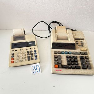 Lote anterior: Dos Calculadoras Eléctricas Sanyo y Casio
