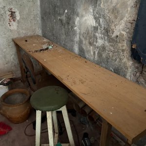 Lote siguiente: Caballetes, Banqueta y Silla de Escritorio para Restaurar
