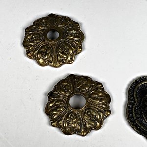 Lote de 4 Placas de Bronce y Frasco de Cloruro de Etilo K.B.M. - imagen 4