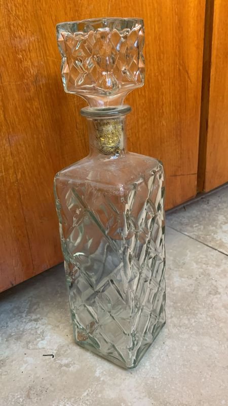 Lote anterior: Botellón de whisky de vidrio tallado