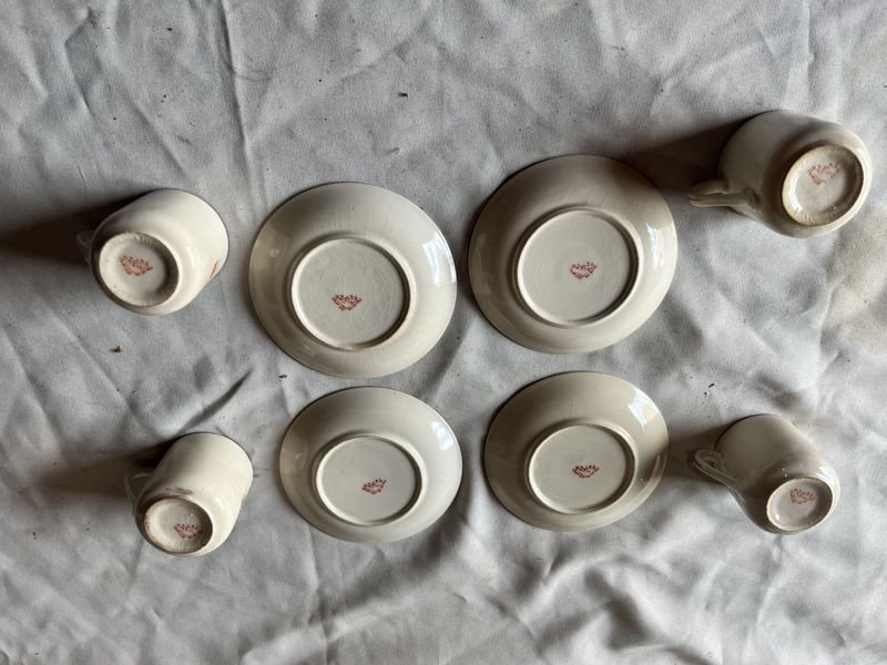 Tazas japonesas con platos de porcelana - imagen 3