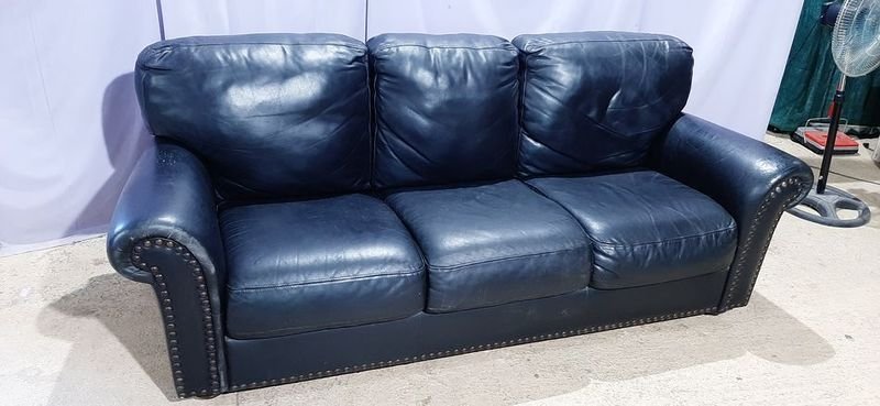 Silla de cuero negro de tres cuerpos - imagen 2