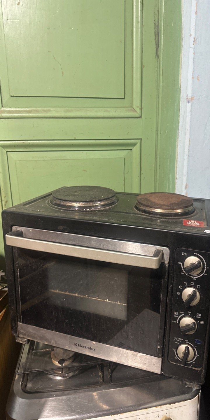 Horno Eléctrico Electrolux con Anafe
