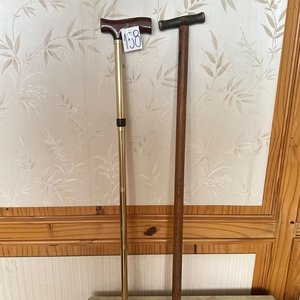 Dos Bastones: Uno de Madera y Otro Metálico Regulable - imagen 2