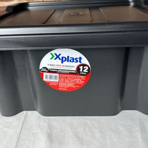 Organizador Plástico Negro Xplast 12 Litros con Tapa - imagen 4