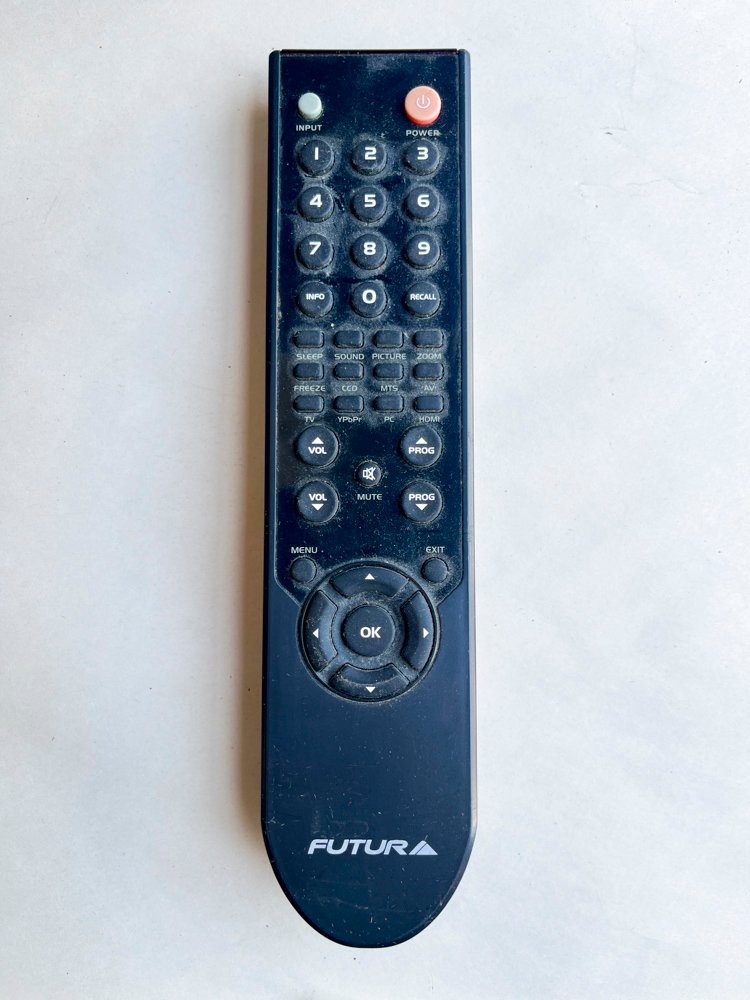 TV 32'' futura con control, detalles y características - imagen 2