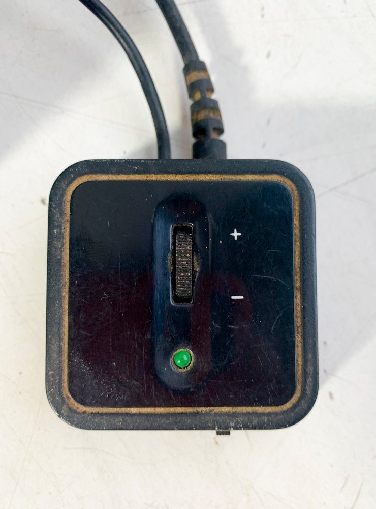 Equipo de Sonido Logitech 2.1 - Prendedor - imagen 3