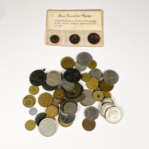 Lote anterior: Lote de Monedas Varias de Uruguay y Otros Países