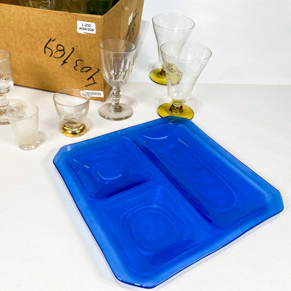 Lote de platos, vasos y copas de vidrio - imagen 2