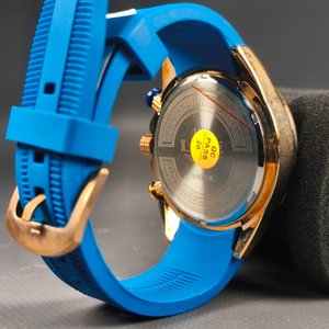 Reloj Lige Masculino Malla Azul Silicona, Caja Dorada - imagen 4