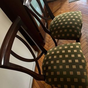 Juego de 6 Sillas de Madera Tapizadas Estilo Clásico - imagen 2