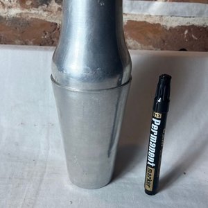 Antigua Coctelera de Aluminio - imagen 1