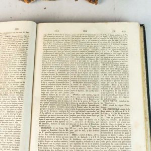 7 Tomos Diccionario Universal de Historia y Geografía, Tapa Dura (Madrid 1848) - imagen 2