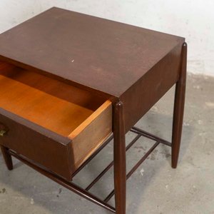 Mesa de Luz Danesa y Baúl de Madera Vintage - imagen 2