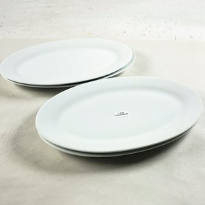 Lote siguiente: Juego de 4 Fuentes Ovales Blancas Selecta Porcelain 30 cm