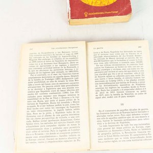2 Tomos "Las Revoluciones Burguesas" por E.J. Hobsbawm - imagen 2