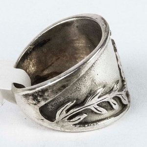Anillo de Plata con Diseño Floral - imagen 2