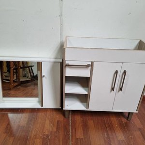 Vanitory Moderno con Mueble Aéreo y Espejo en Madera Clara y Blanco - imagen 5