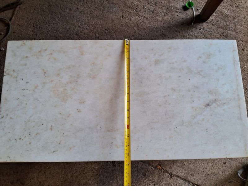 Mesa ratona en madera y marmol con banco en madera - imagen 3