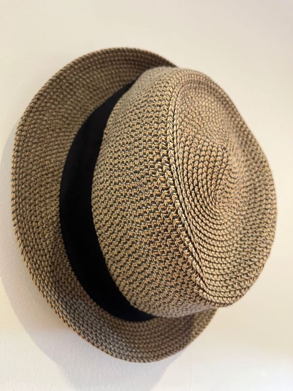 Sombrero tipo Panamá gris con cinta nueva - imagen 1