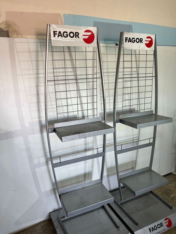 Estanterías de hierro gris Fagor para almacenamiento - imagen 3