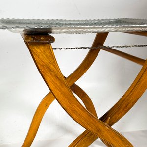 Mesita Plegable con Bandeja Repujada y Estructura de Madera - imagen 3