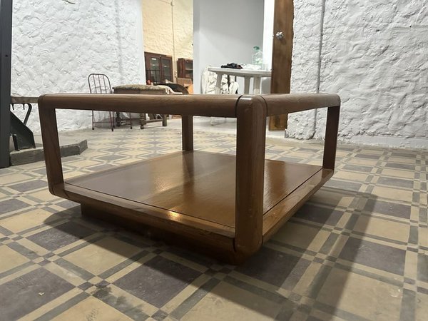 MESA RATONA DE MADERA CON VIDRIO - imagen 4