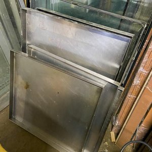 Lote anterior: Lote de 5 Bandejas de Acero Inoxidable Usadas