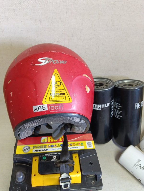 Casco y batería para auto - Accesorios de alta calidad - imagen 5