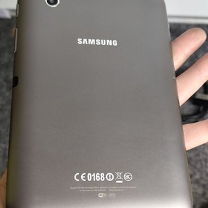 Tablet Samsung con Estuche y Cargador Original - imagen 5