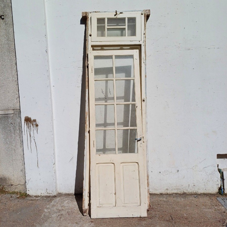 Puerta de tablero en cedro con vidrios estilo colonial y marco de pinotea - imagen 2