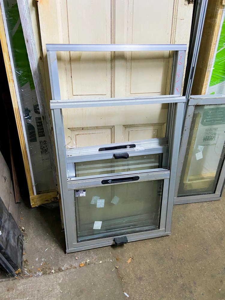 Item 499829 - Image 0