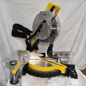 Sierra Ingletadora Ferton Pro Series 10" 2000W Nueva en Caja - imagen 4