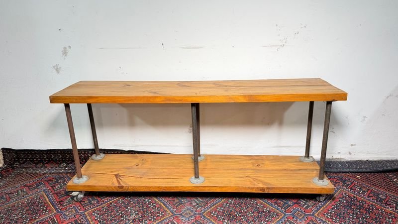 Rack de Madera y Caño con Ruedas